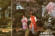 红楼梦林黛玉两次葬花有什么寓意