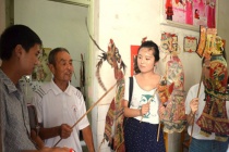 沔阳皮影戏的操作工艺