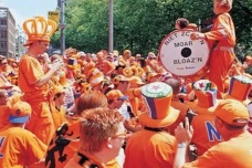 荷兰女王日是什么时候