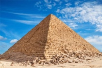 金字塔的数学之谜