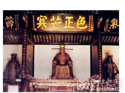 包拯简介_包拯怎么死的_包拯的故事