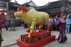 牛的生肖神话与民俗