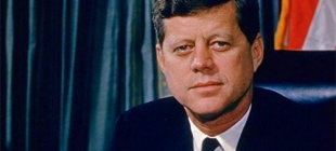 1917年5月29日：约翰·肯尼迪出生