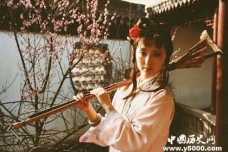 红楼梦林黛玉两次葬花有什么寓意