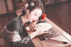 朱淑真的诗词风格特点