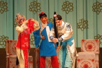 秦腔《柜中缘》剧情如何