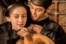 《甘草子·秋暮》诗词赏析