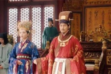 《大宋宫词》皇上不慎坠马