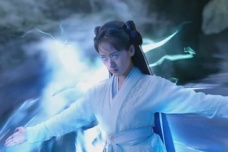 《琉璃》璇玑本身灭蛊雕