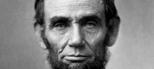 1865年4月15日：亚伯拉罕·林肯遇刺身亡