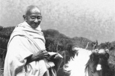 圣雄甘地到底是什么样的人