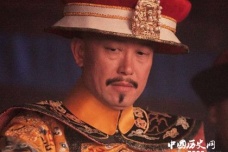 康熙会传位给雍正真的是因为雍正篡改了遗诏吗