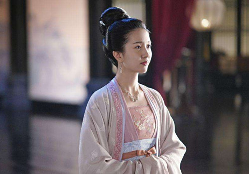 张贵妃死后为何能被封为温成皇后