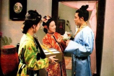 平儿喜欢贾琏吗