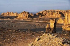 楼兰古国的古城遗址在哪里