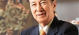 1921年11月25日：澳门赌王何鸿燊出生