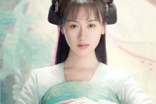 《琉璃美人煞》褚璇玑简介