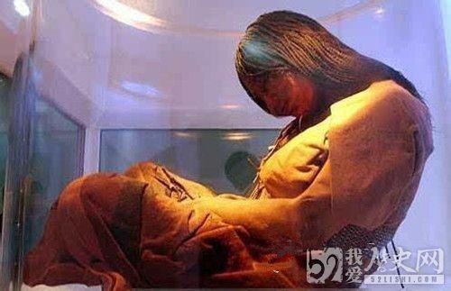 3000年女木乃伊呼吸尚存