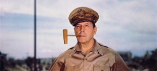 1880年1月26日：麦克阿瑟出生