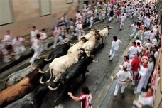 西班牙奔牛节的由来