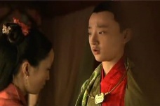 袭人与宝玉的关系