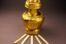 金瓶掣签是一种什么制度