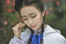 李香君生平简介