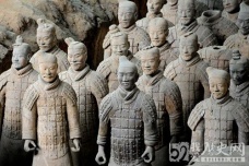揭秘：秦始皇兵马俑之谜