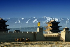 嘉峪关位于哪里