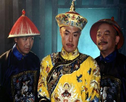 和珅用了哪些手段来讨好乾隆皇帝