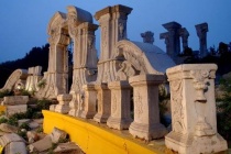 英法联军为什么只烧圆明园不烧紫禁城