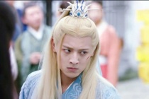 《琉璃》璇玑收服腾蛇为灵兽