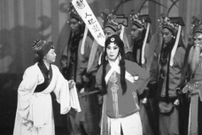 《窦娥冤》的故事简介