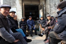 摆龙门阵在重庆话里是什么意思