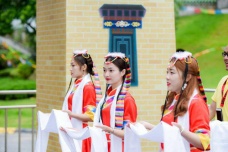 献哈达是什么意思