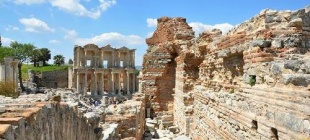 79年8月24日：庞贝古城被毁