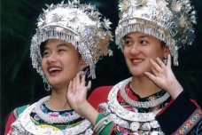 苗族银饰反映了哪些苗族文化