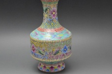 最贵的乾隆年制粉彩瓷器