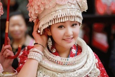 苗族独特的求婚习俗