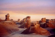 敦煌雅丹地貌是如何形成的