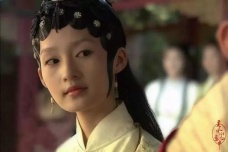 薛宝钗为什么搬出大观园