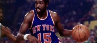 1944年11月21日：NBA球星门罗出生