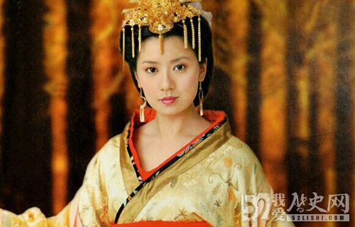 武则天为什么要位传给李显？