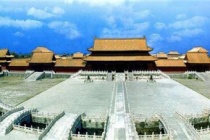 太和殿历史发展：曾被李自成放火焚烧